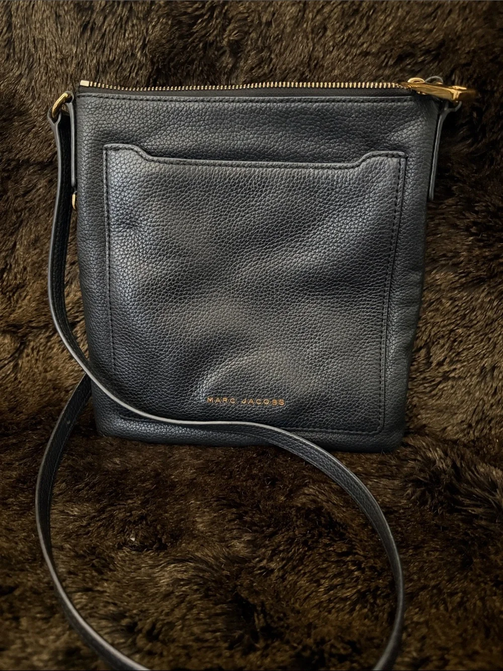Marc Jacobs Black Pebbled Leather Slide-Pocket Crossbody with Gold Hardware